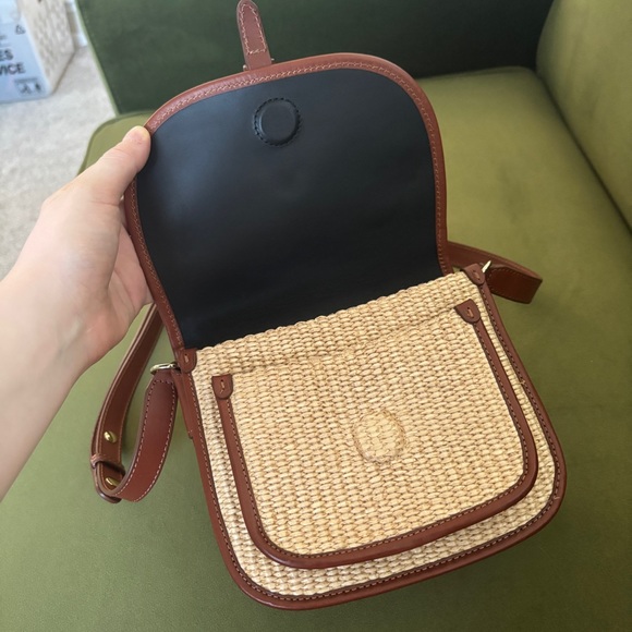 Elegant Tan and Brown Woven Crossbody Bag - Picture 8 of 15